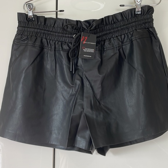 n-philanthropy Faux Leather Fabric Emma Short In Black Size-XL NWT - Picture 3 of 5